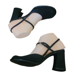 90's Ellemenno Bella Black Chunky Round Toe Heels